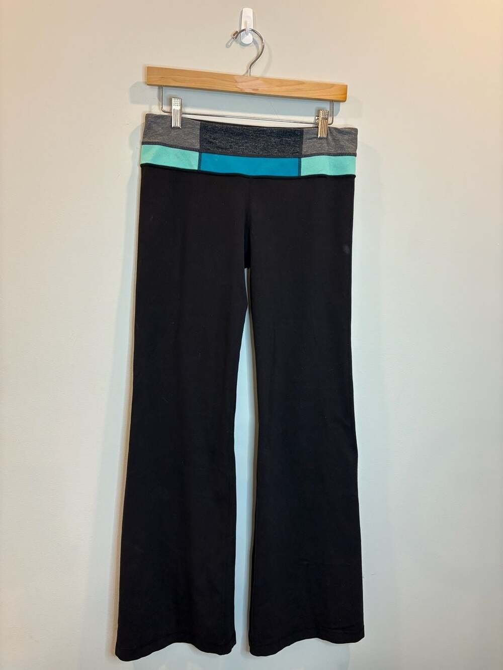Lululemon Groove Reversible Yoga Flare Pants - Black, Teal, and Grey